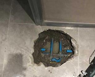 九龙坡阳台漏水维修公司分享下暖气管道漏水的原因有哪些